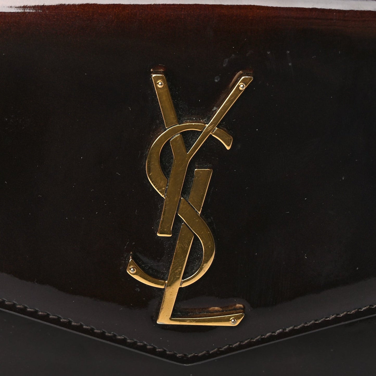 Patent Uptown Chain Wallet Nut Brown