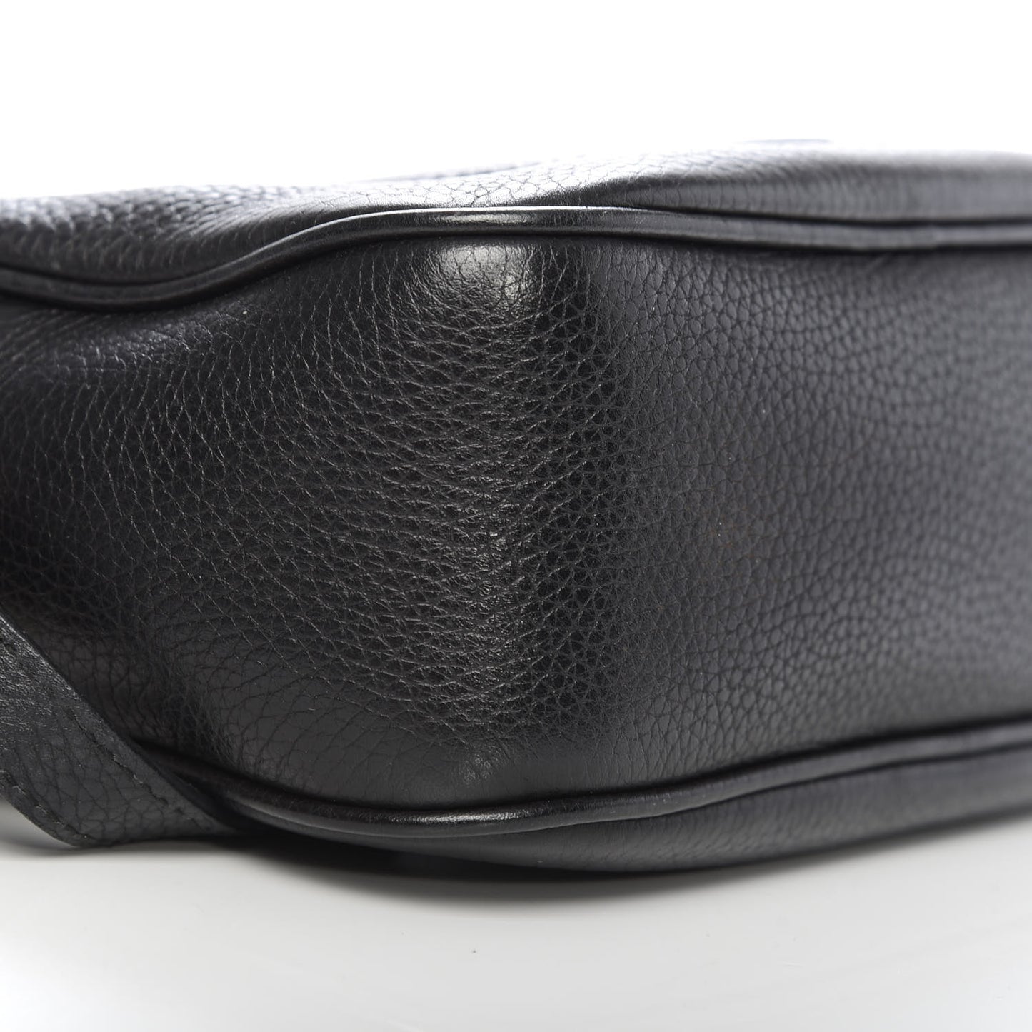 Pebbled Calfskin Small Soho Disco Bag Black