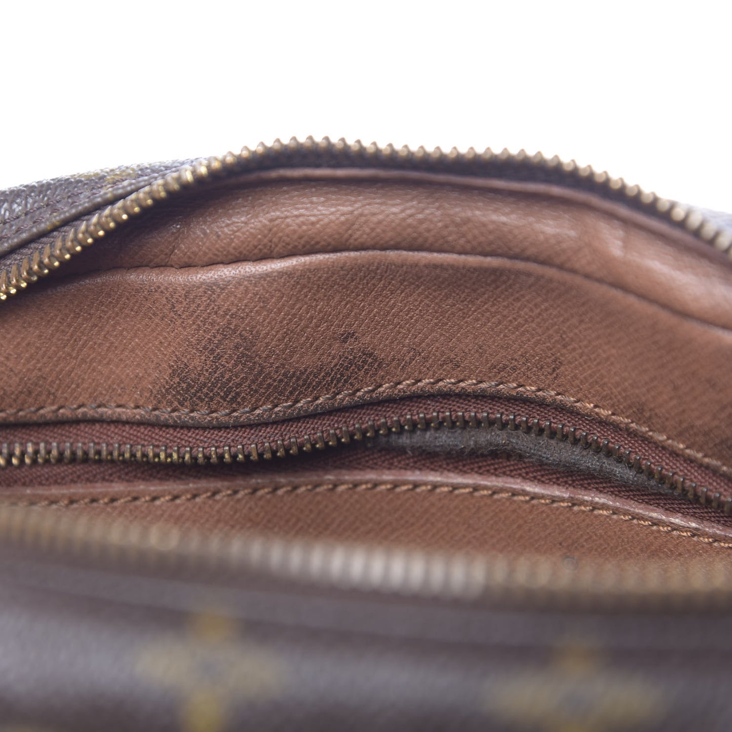 Monogram Jeune Fille