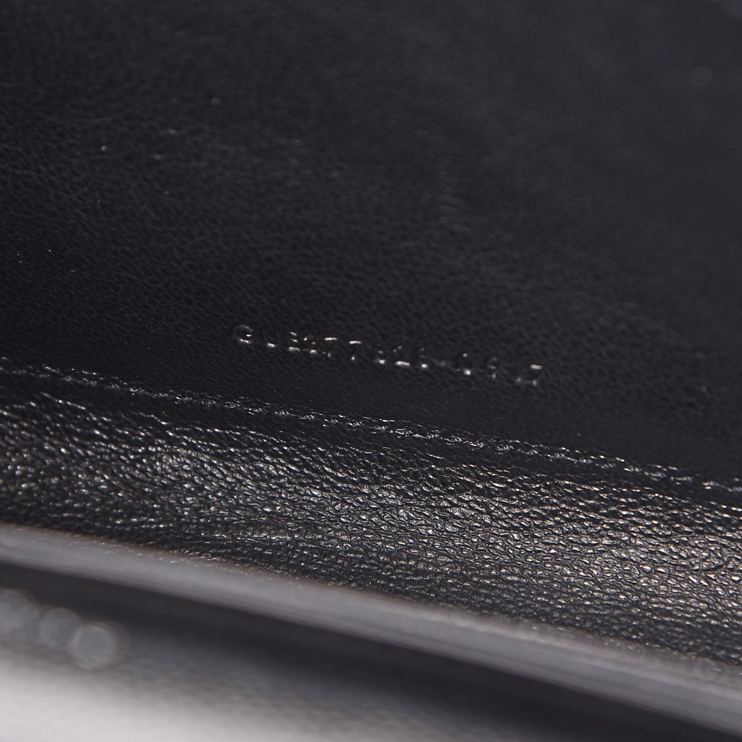 Saint Laurent Grain De Poudre Matelasse Chevron Monogram Chain Wallet Black 7 of 8