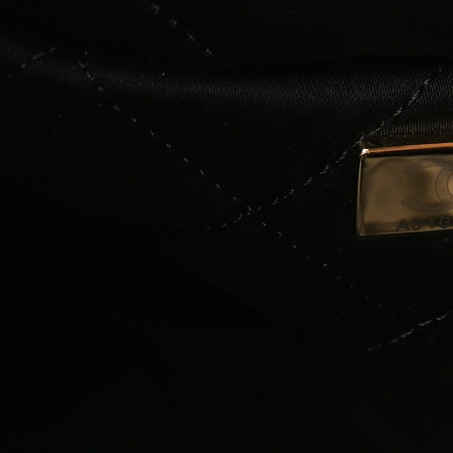 Shiny Calfskin Quilted 22 Black