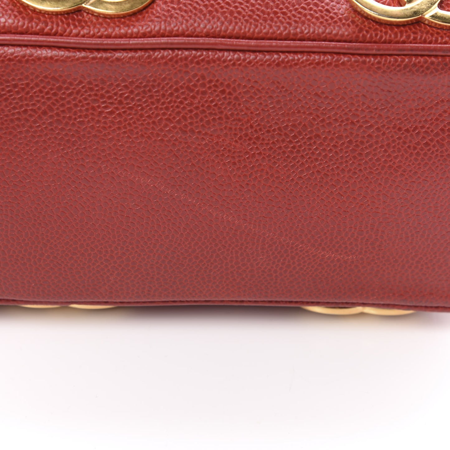 Caviar CC Drawstring Shoulder Bag Red