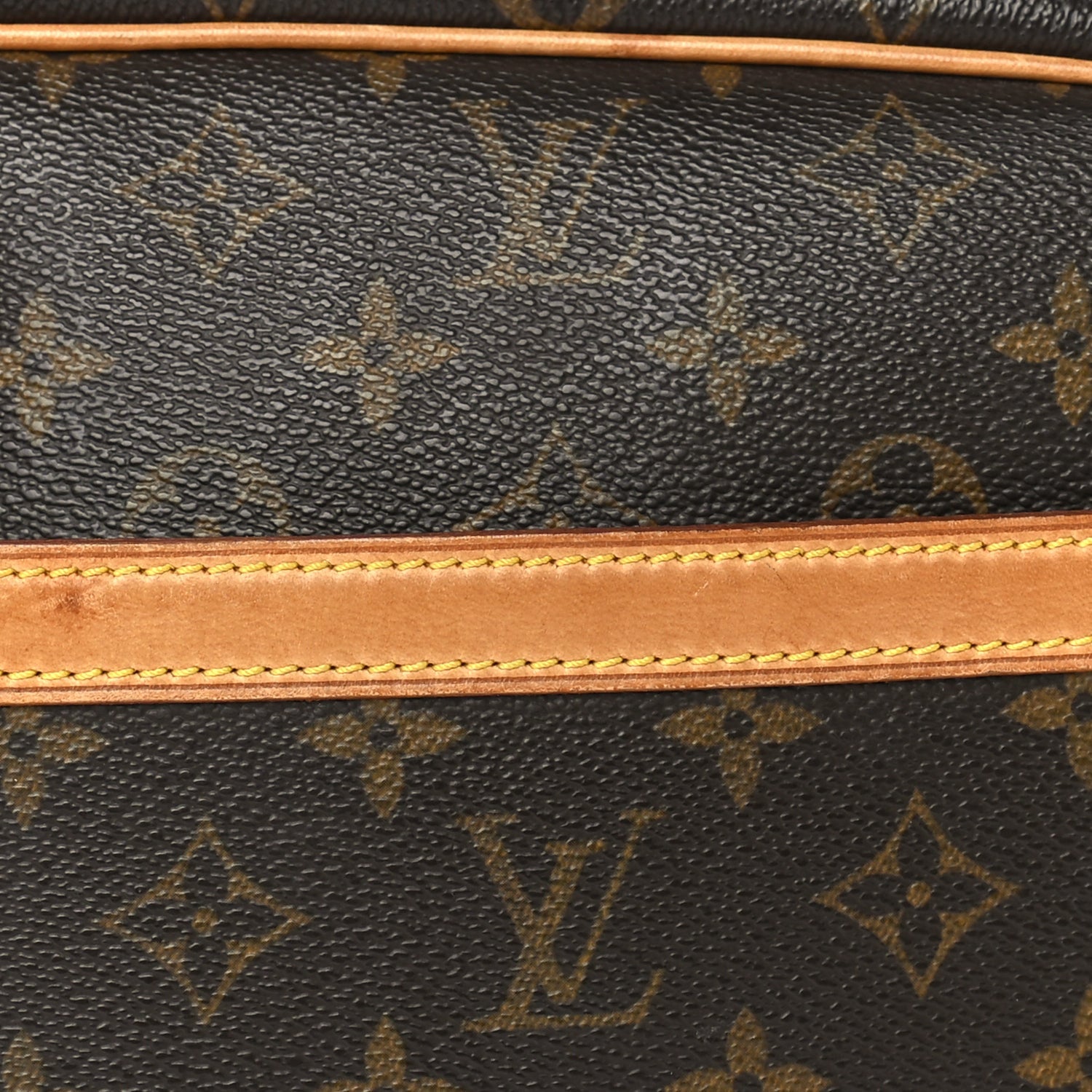 Louis Vuitton Reporter Monogram PM 6 of 8