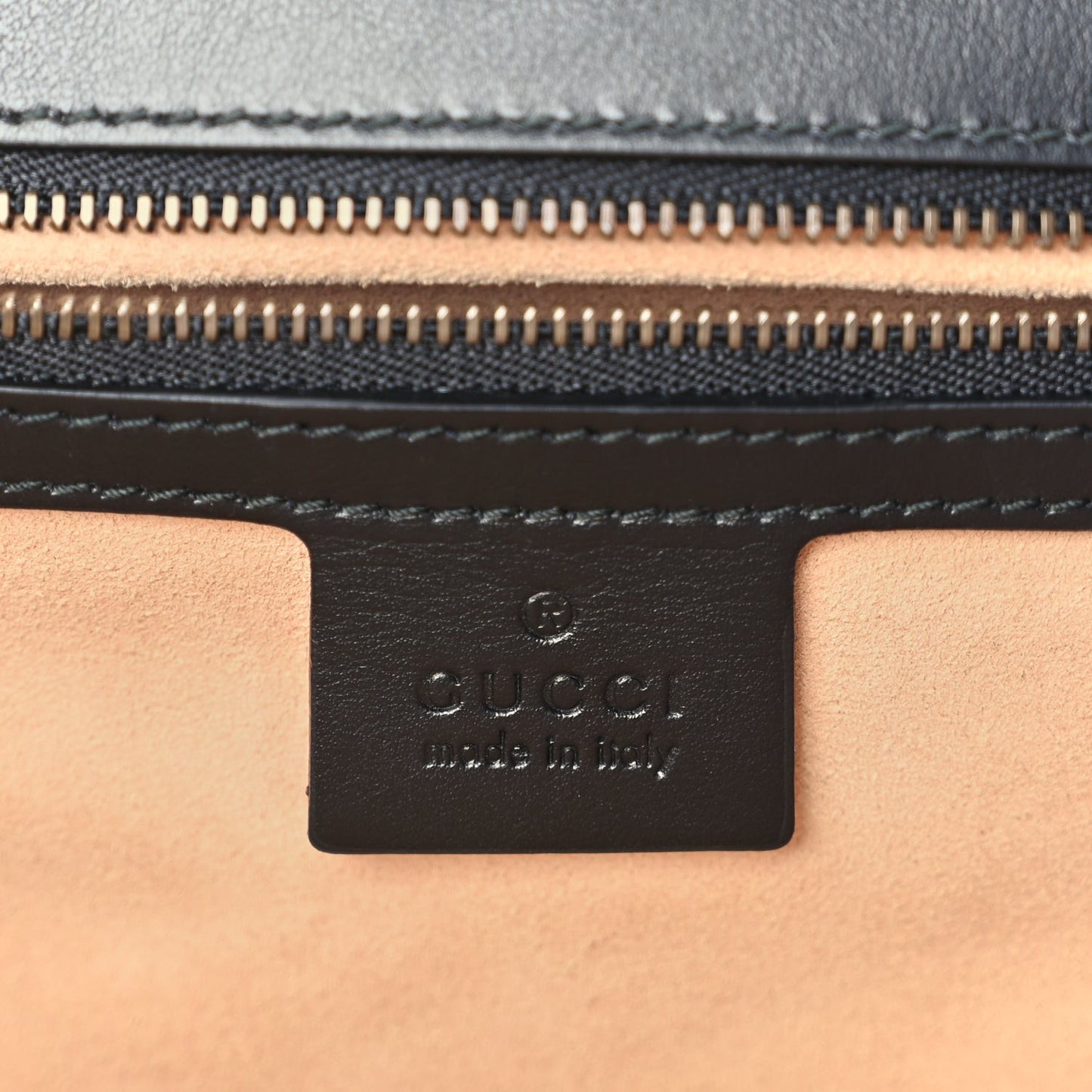 Calfskin Matelasse GG Marmont Clutch Black