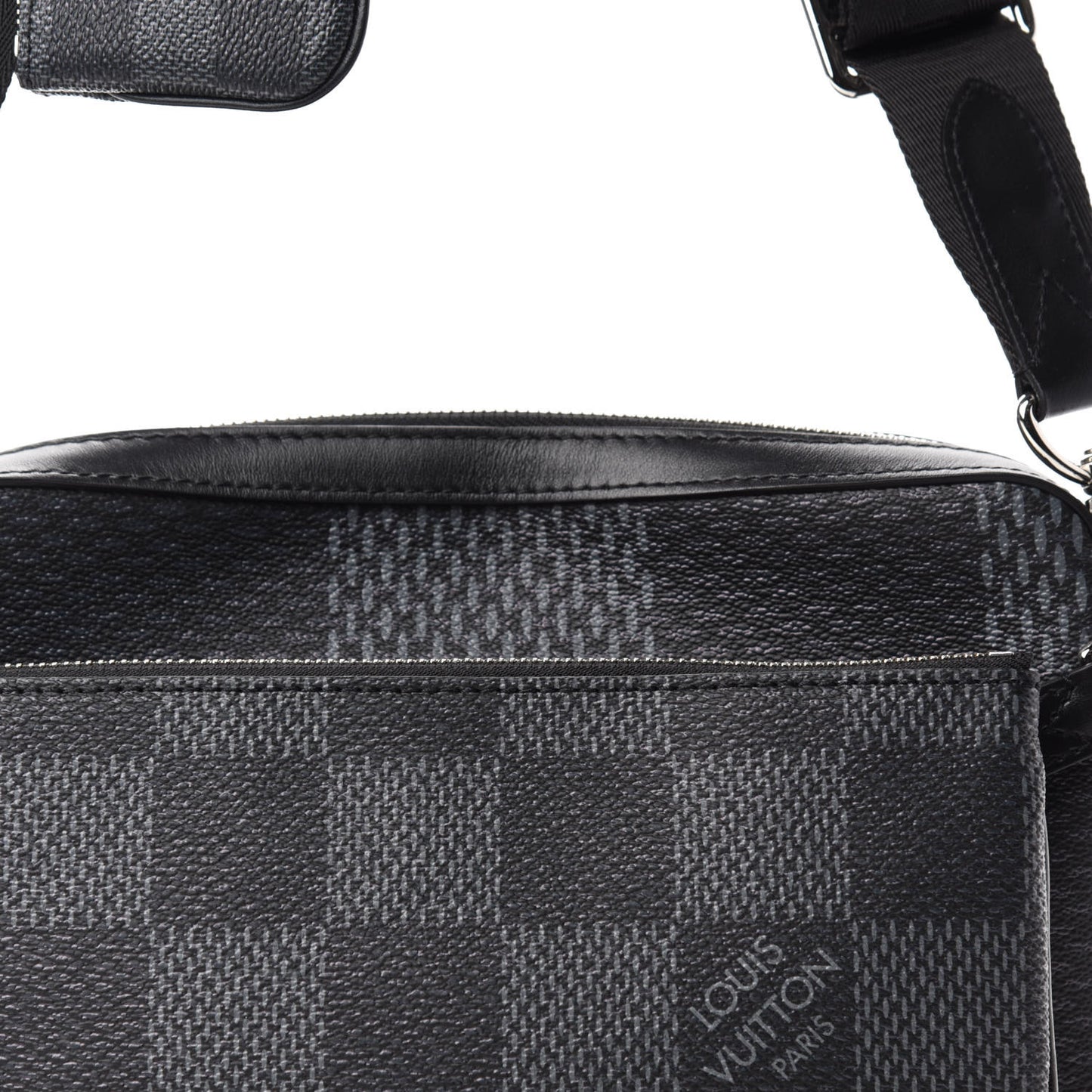 Damier Graphite 3D Trio Messenger