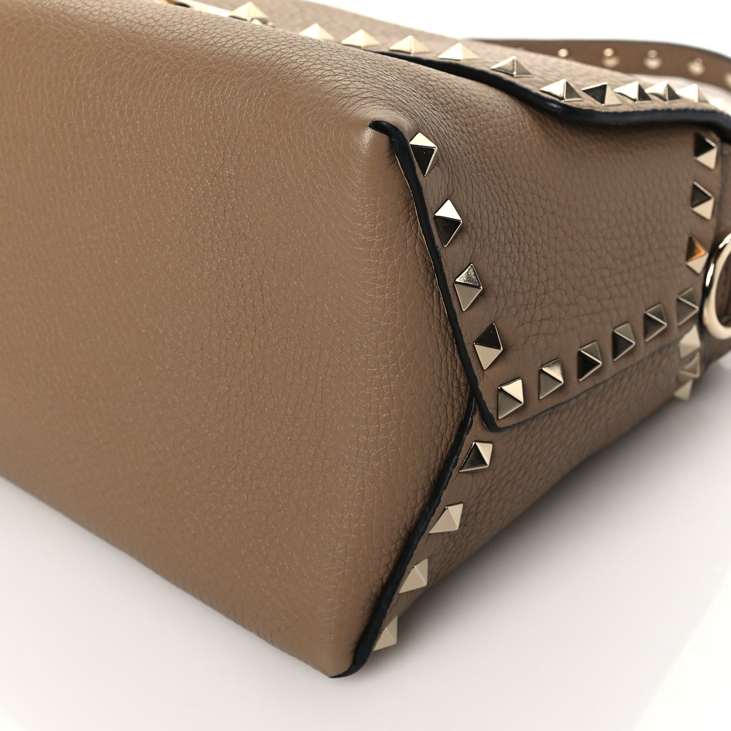 Pebbled Calfskin Medium Rockstud Top Handle Shoulder Bag Brown