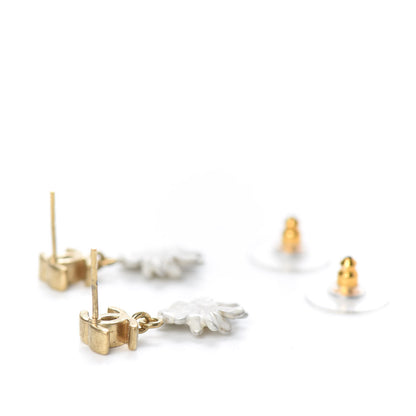 Chanel Flower CC Dangle Earrings Gold 3 of 4