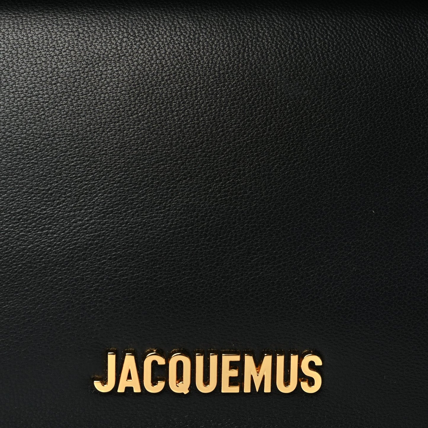 Smooth Calfskin La Petite Pochette Rond Carre Black