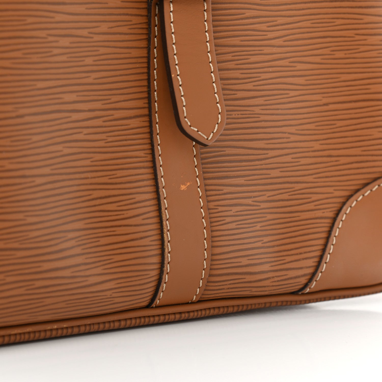 Louis Vuitton Epi Segur MM Cannelle 12 of 12