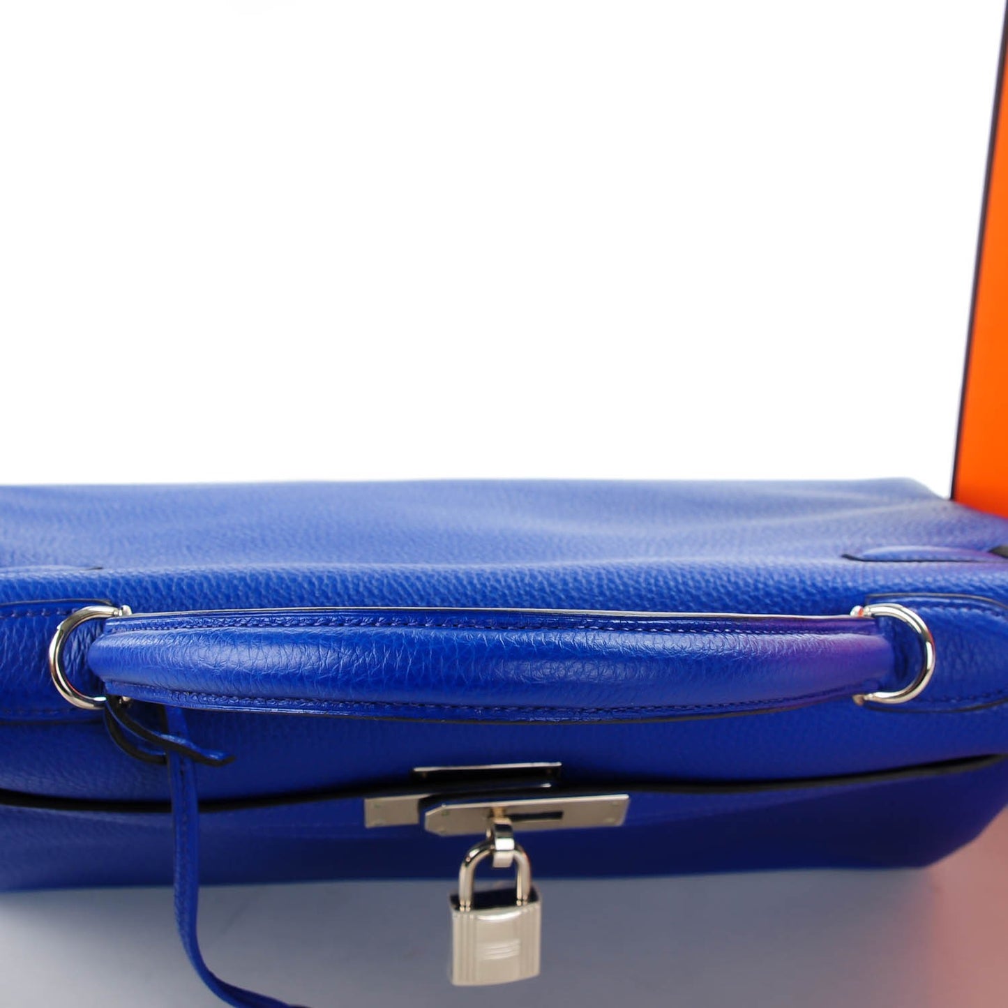 Togo Kelly Retourne 32 Bleu Electrique