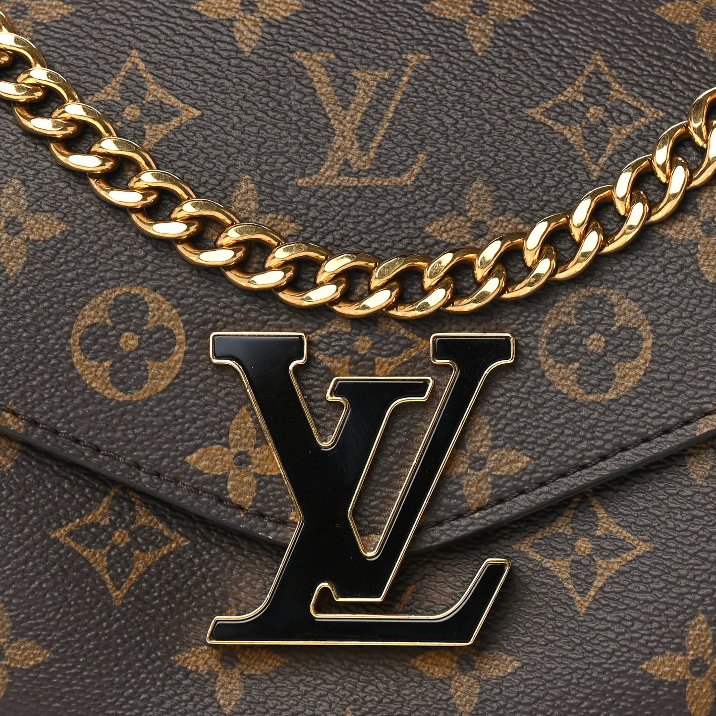 Monogram Passy