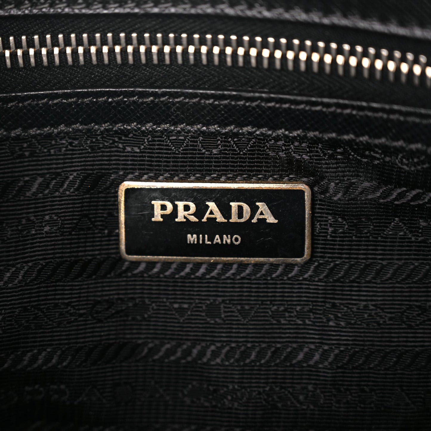 Saffiano Small Galleria Double Zip Tote Black