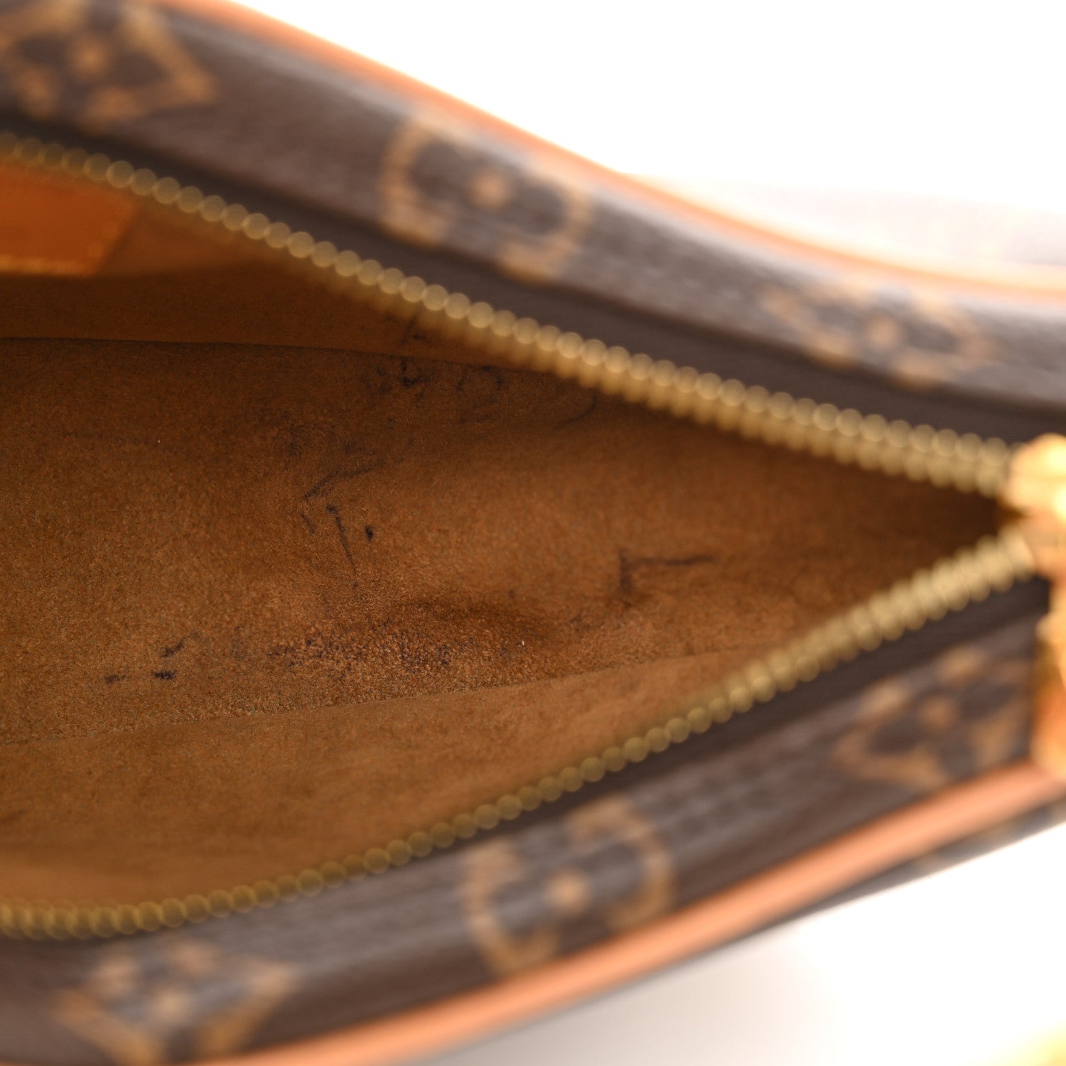 Louis Vuitton Monogram Loop 11 of 11