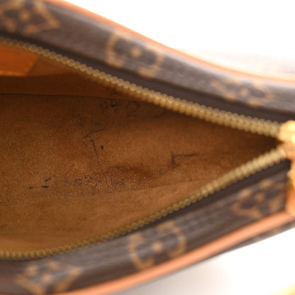 Louis Vuitton Monogram Loop 11 of 11