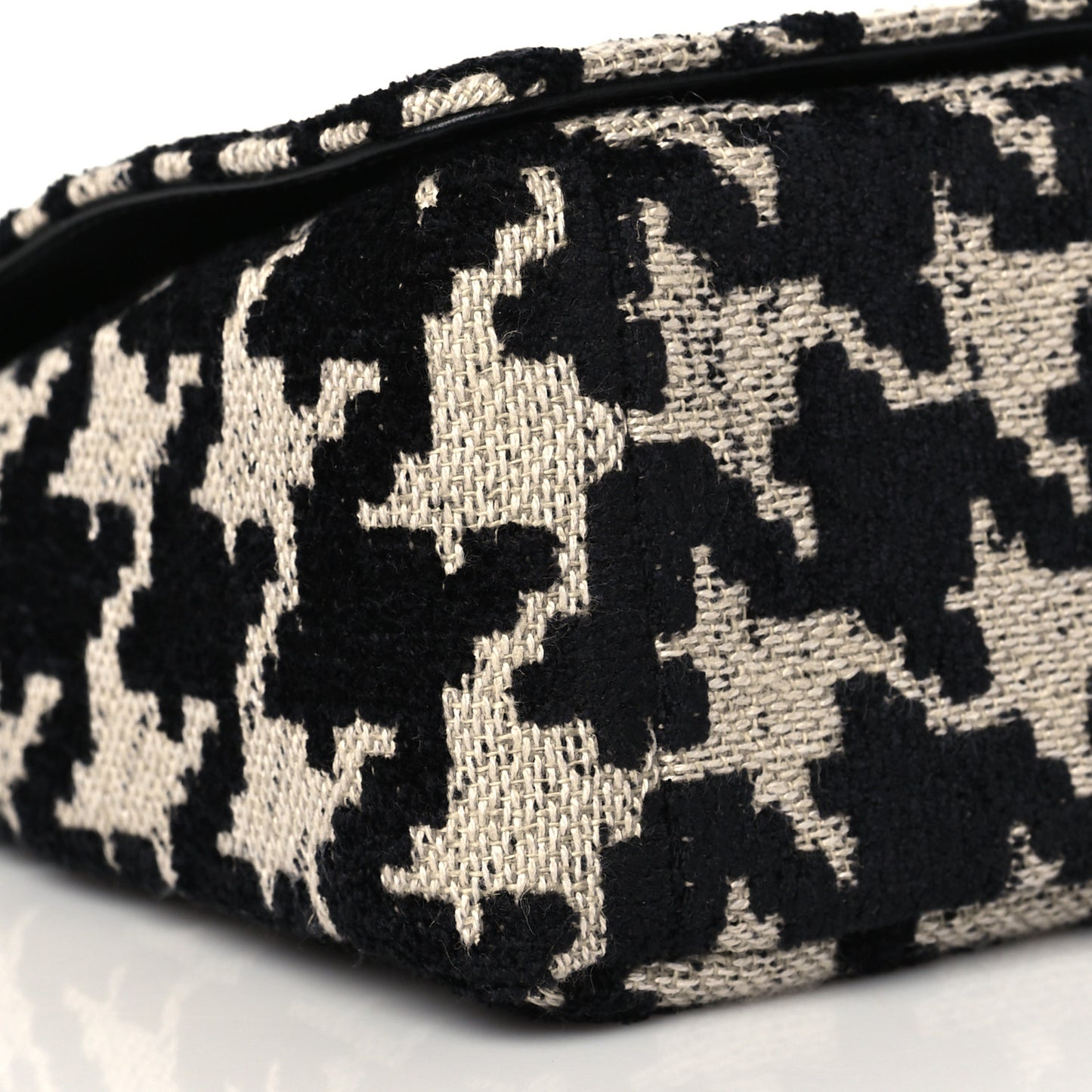 Technical Canvas Macro Houndstooth Medium Caro Bag Black White