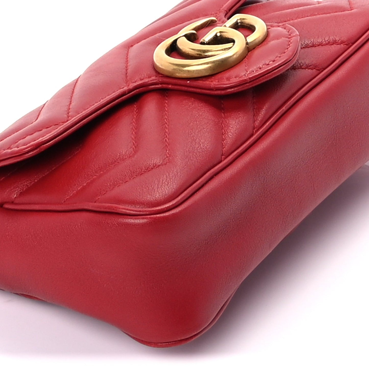 Calfskin Matelasse Super Mini GG Marmont Shoulder Bag  Hibiscus Red