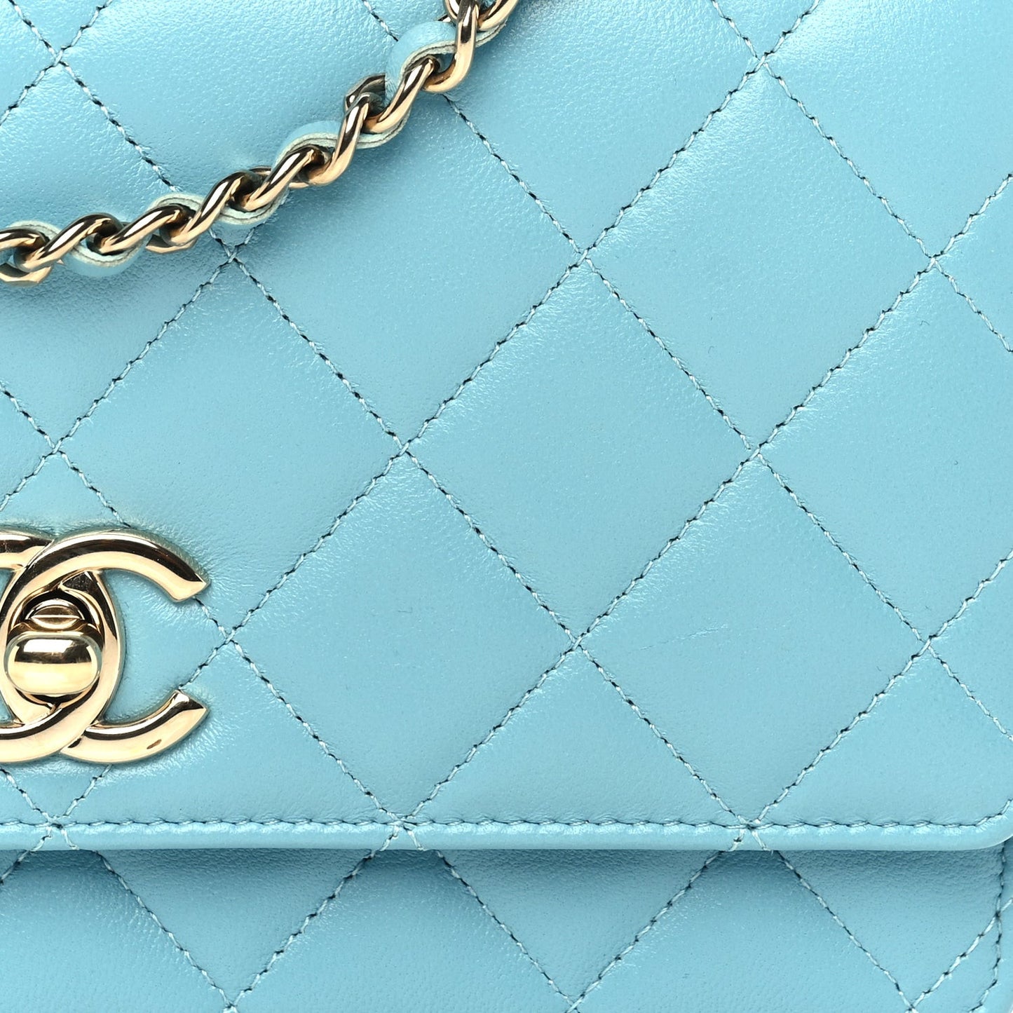 Lambskin Quilted Trendy CC Wallet On Chain WOC Light Blue