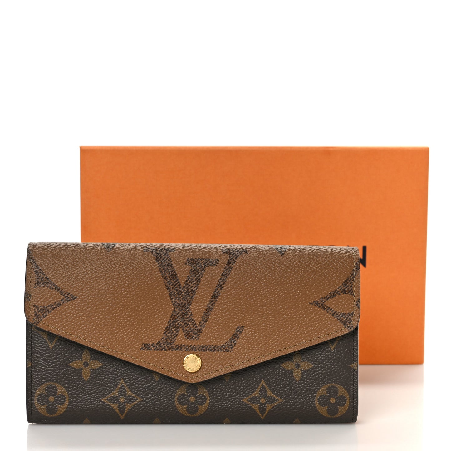 Reverse Monogram Giant Sarah Wallet