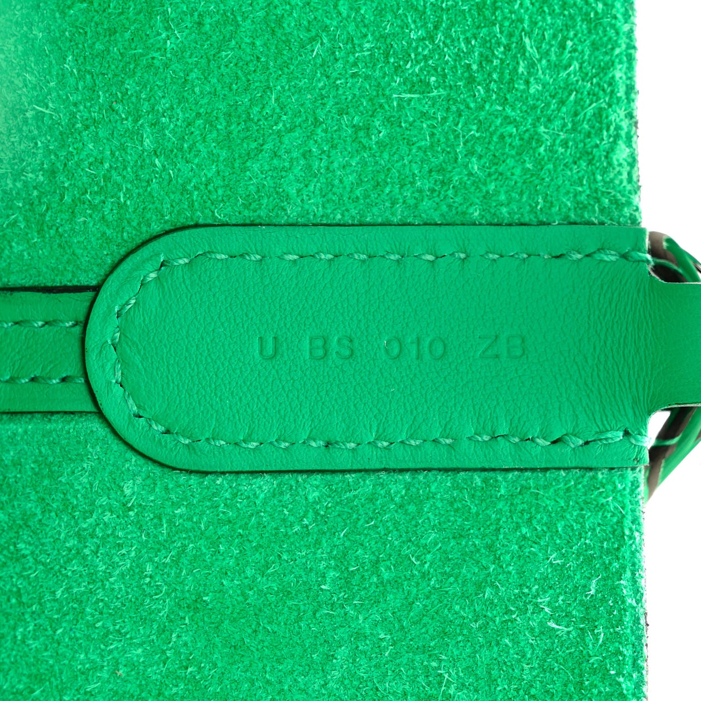 Taurillon Clemence Swift In-The-Loop 18 Bag Vert Comics