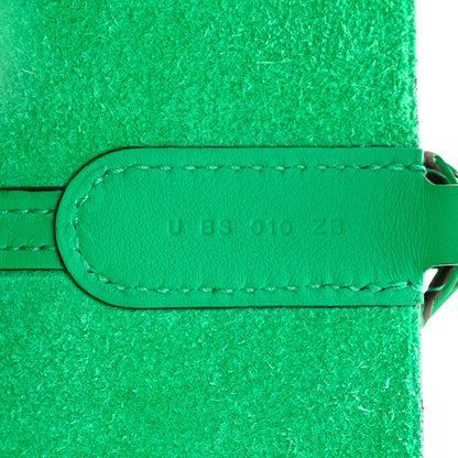 Hermes Taurillon Clemence Swift In-The-Loop 18 Bag Vert Comics 7 of 11