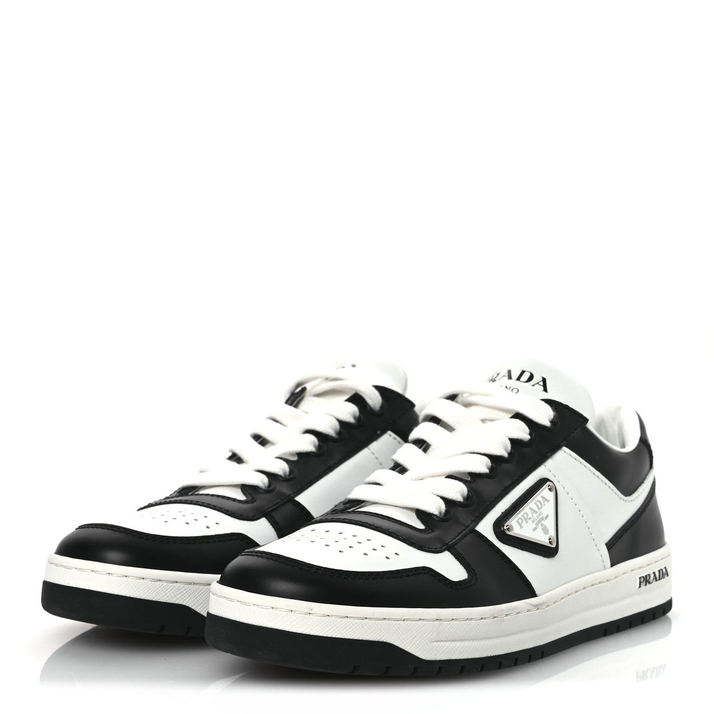 Vitello Sport Spazzolato Rois Metal Triangle Logo Downtown Low Top Sneakers 37.5 White Black