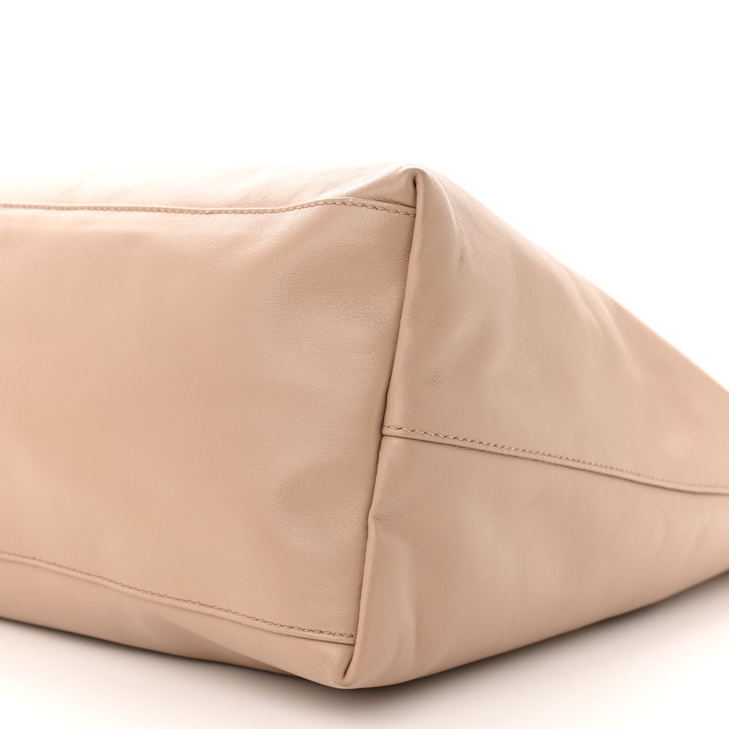 Soft Calfskin Shopping Tote Cammeo Lacca