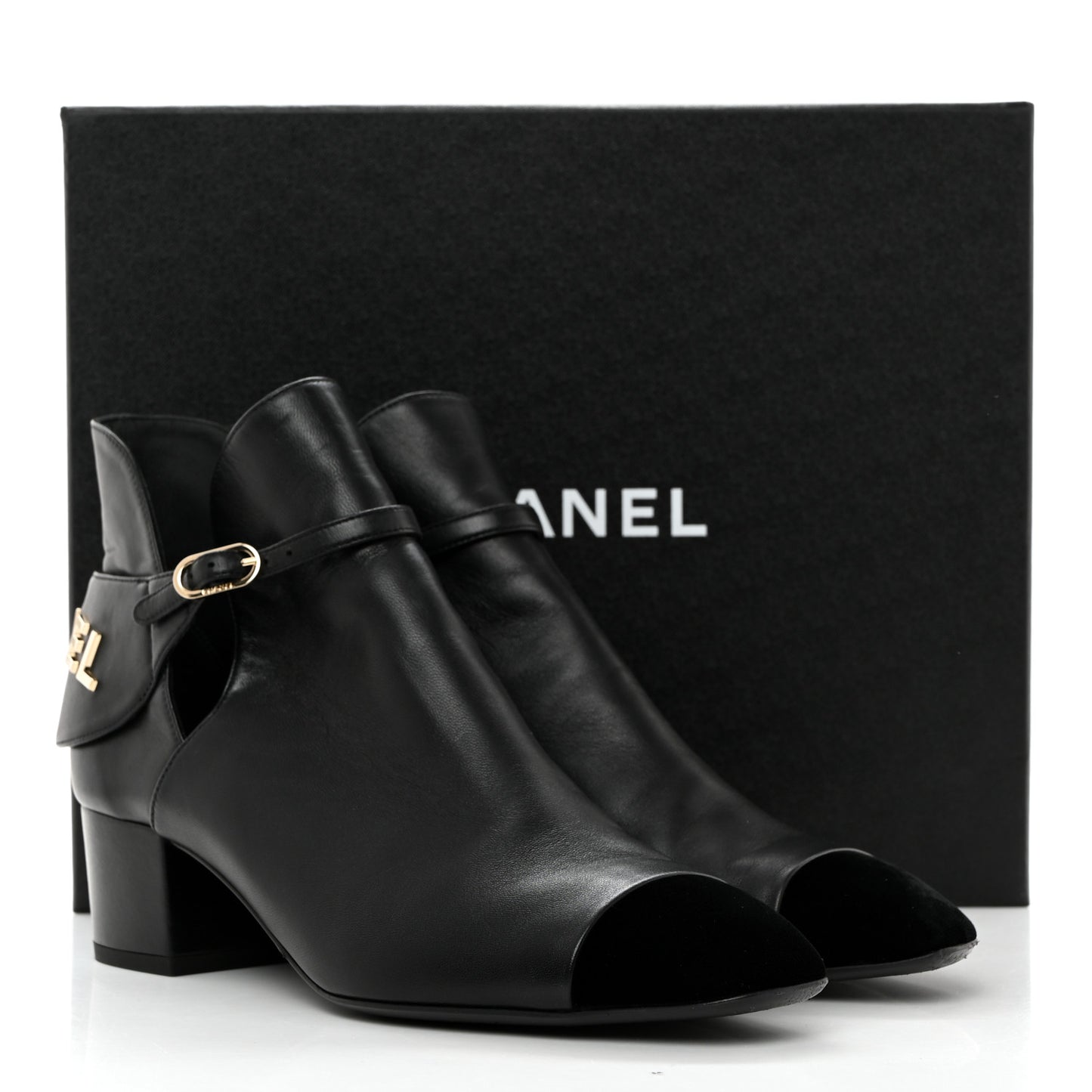 Lambskin Velvet Cap Toe Short Ankle Boots 38 Black