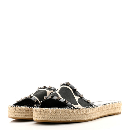 Valentino Garavani Canvas Giraffe Rockstud Espadrille Flat Slide Sandals 39 Black White 3 of 9
