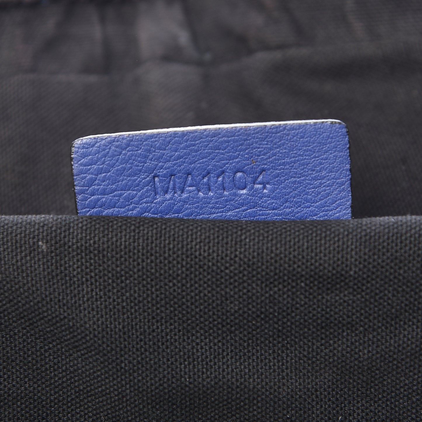 Calfskin Medium Nightingale Bright Blue Black