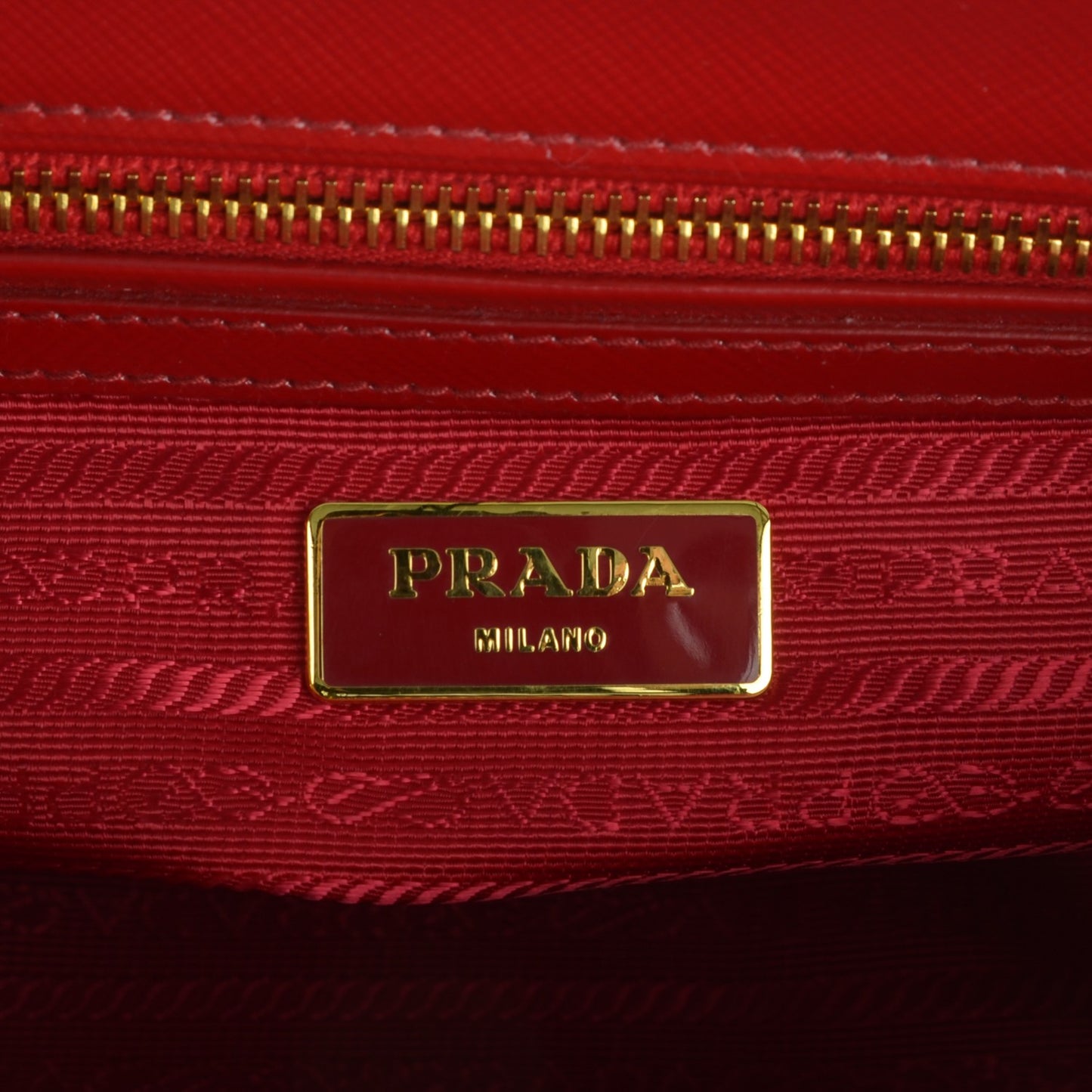 Saffiano Vernice Mini Galleria Double Zip Tote Rosso