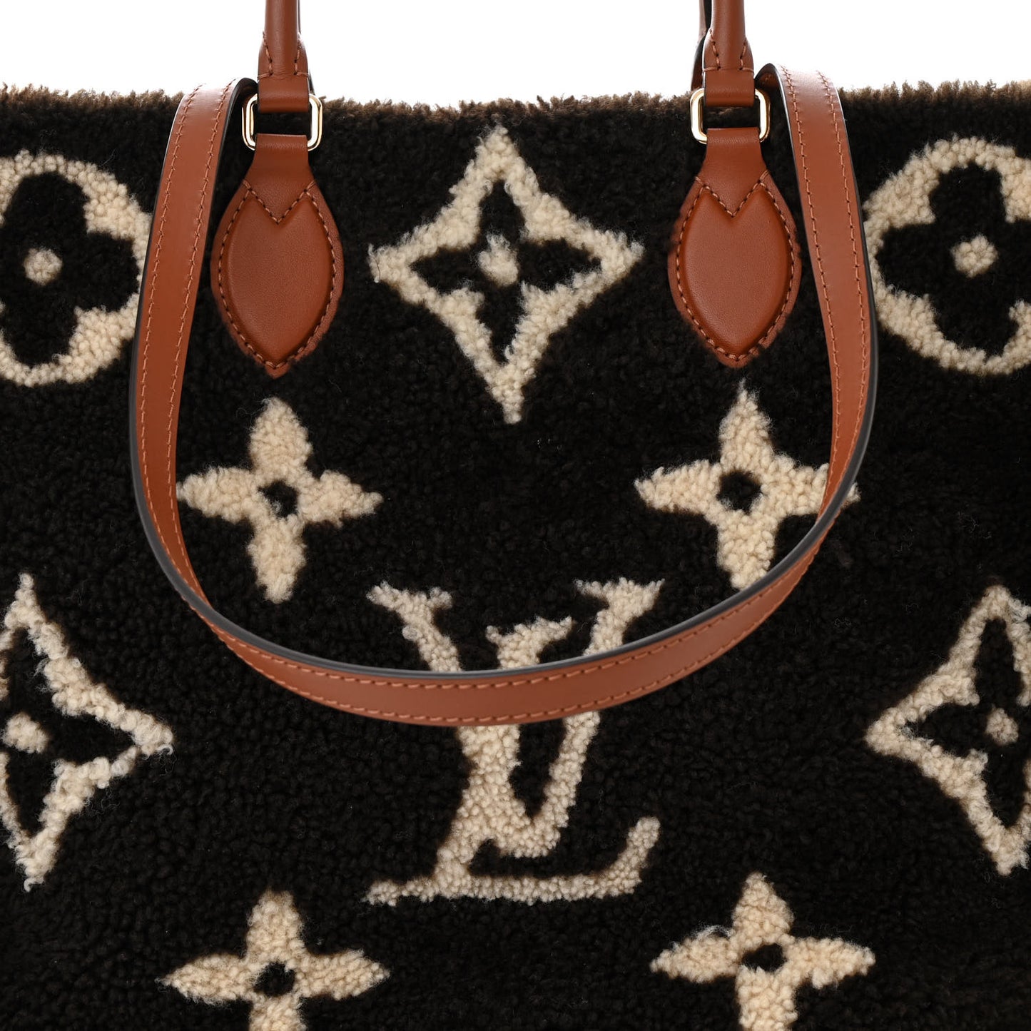 Shearling Monogram Giant Teddy Onthego GM Black White