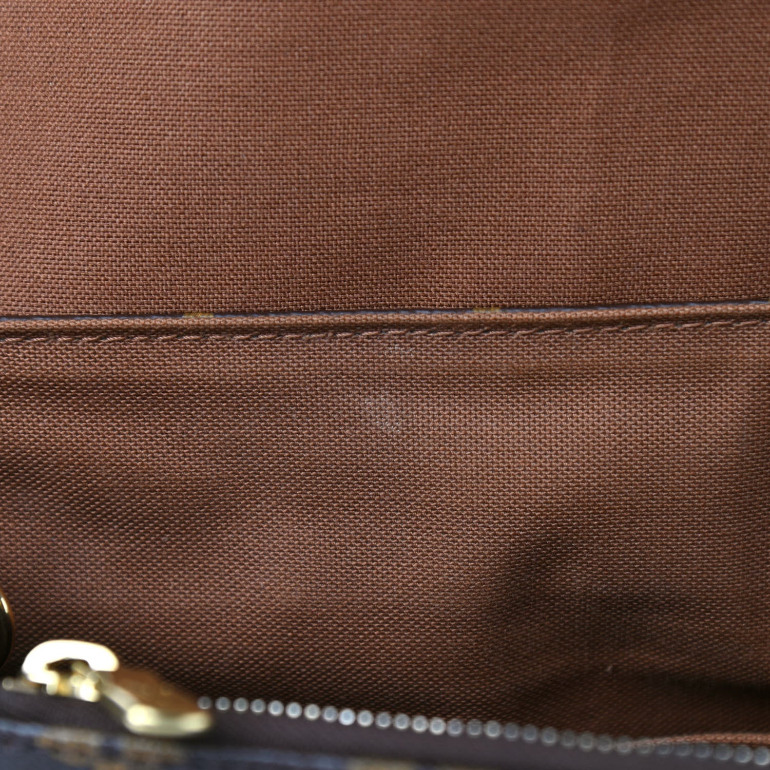 Louis Vuitton Monogram Beaubourg MM Messenger Bag 7 of 11