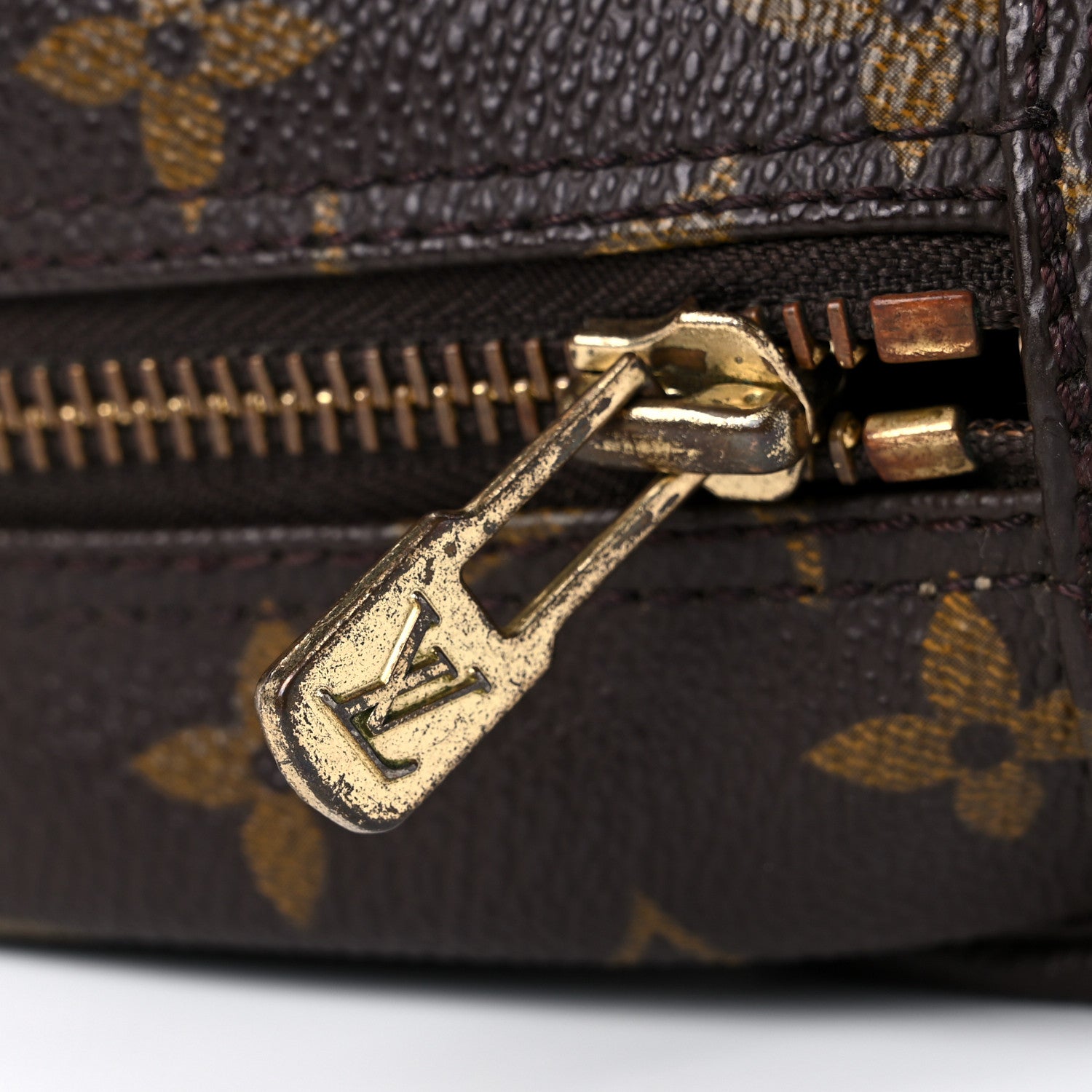 Louis Vuitton Monogram Trousse Toilette 28 11 of 11