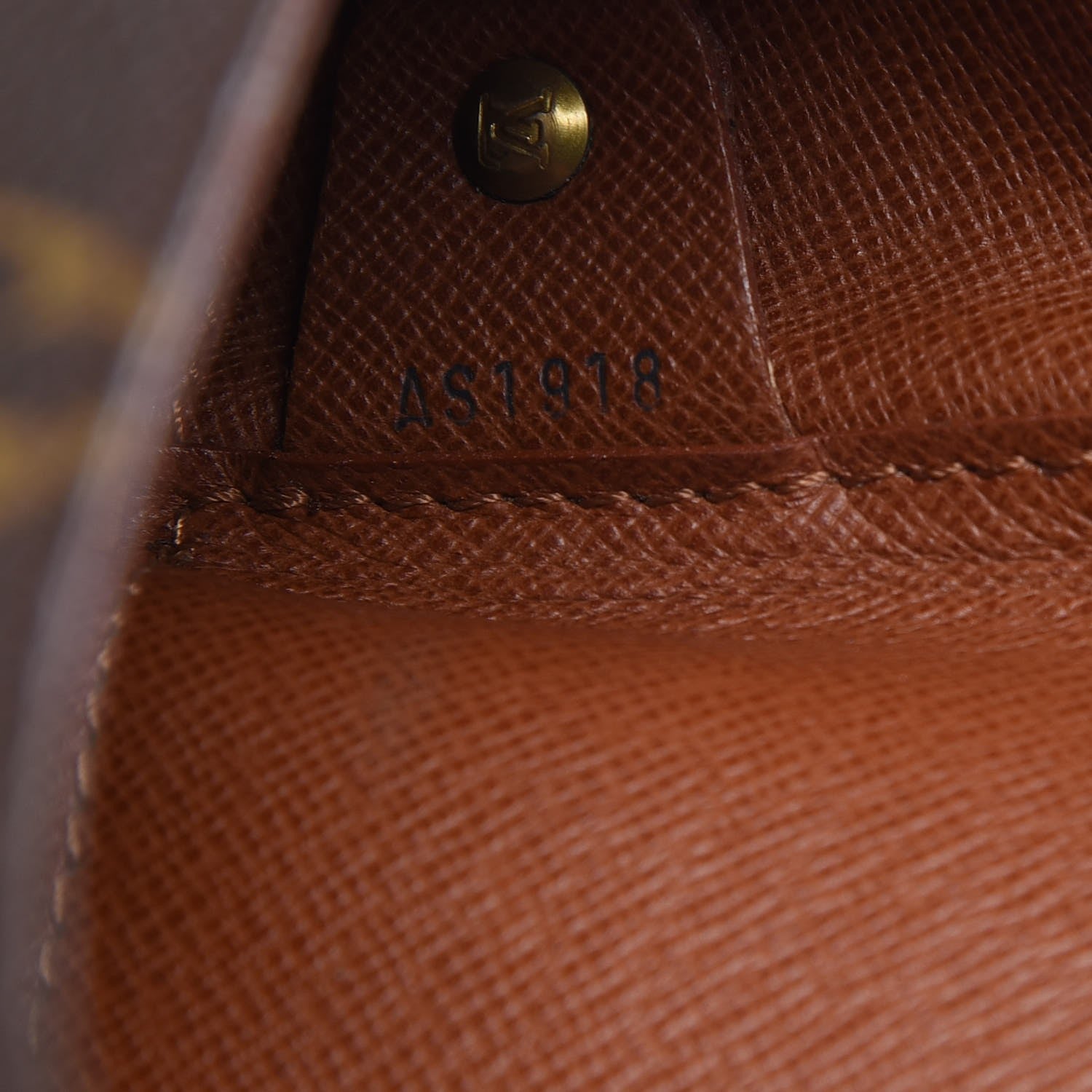 Louis Vuitton Monogram Musette GM 7 of 7