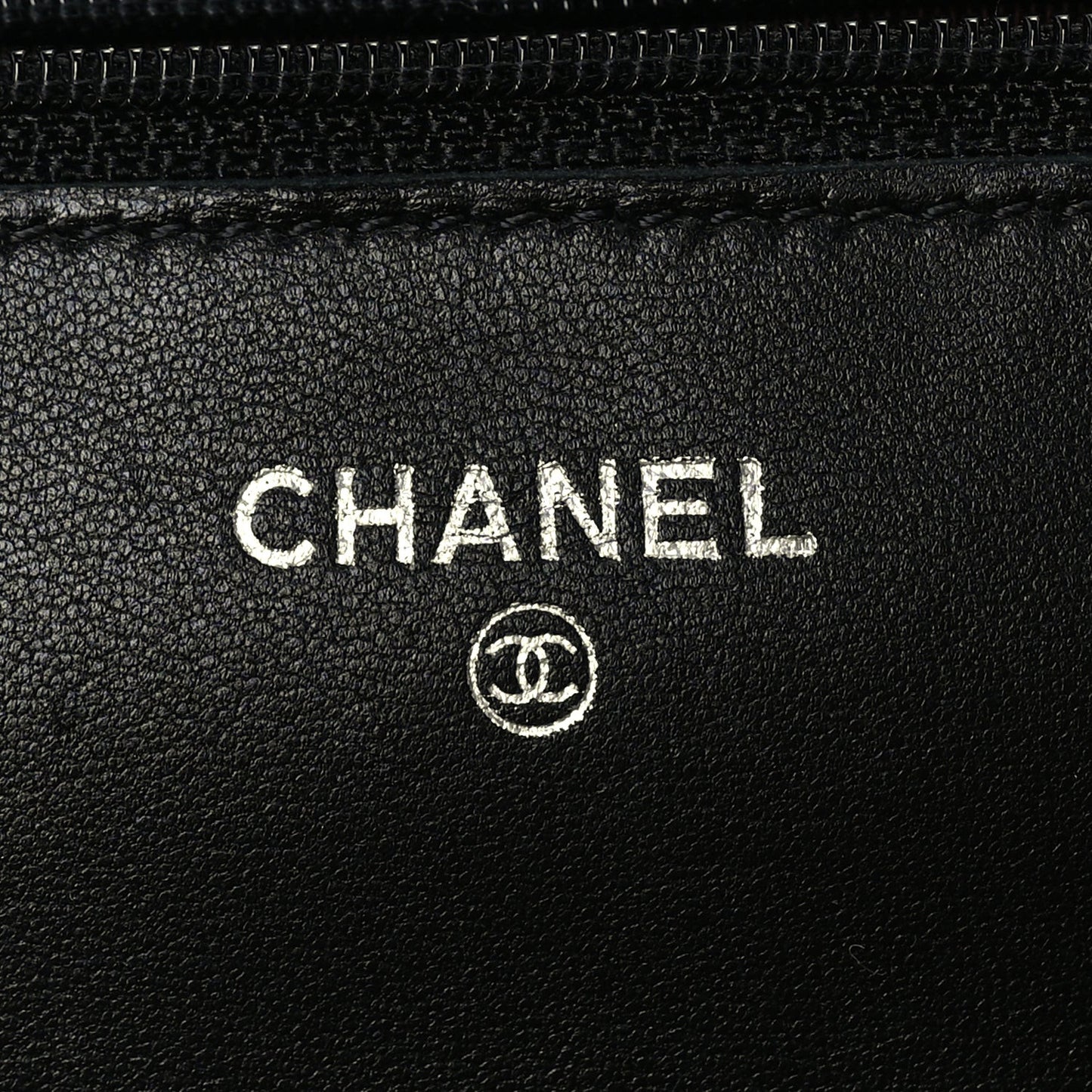 Lambskin Quilted Wallet On Chain WOC Black