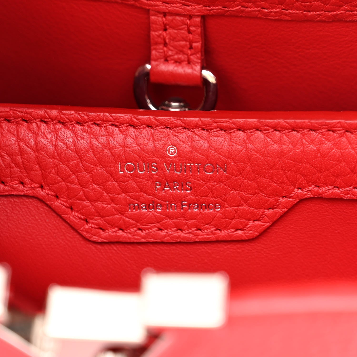 Louis Vuitton Taurillon Capucines PM Scarlet 5 of 9