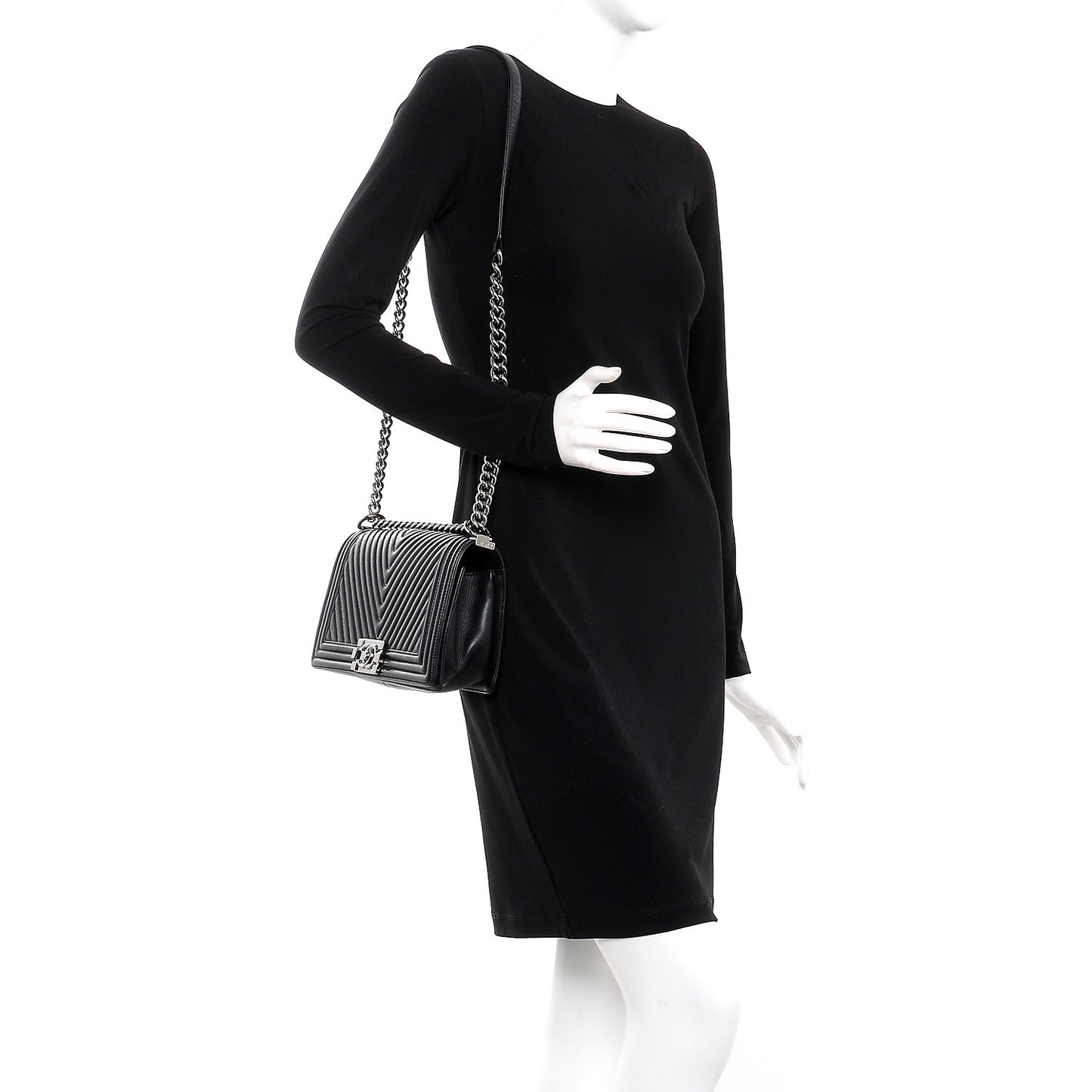 Calfskin Chevron Quilted Medium Chain Boy Flap Black