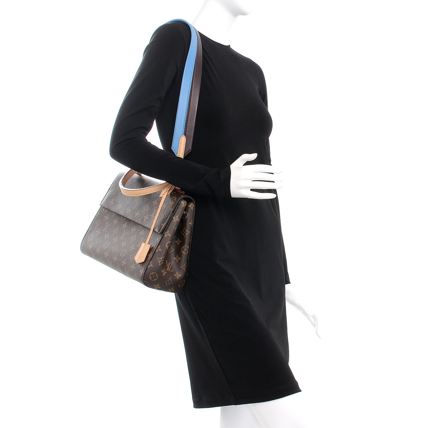 Louis Vuitton Monogram Cluny MM Blue Glacial 2 of 9