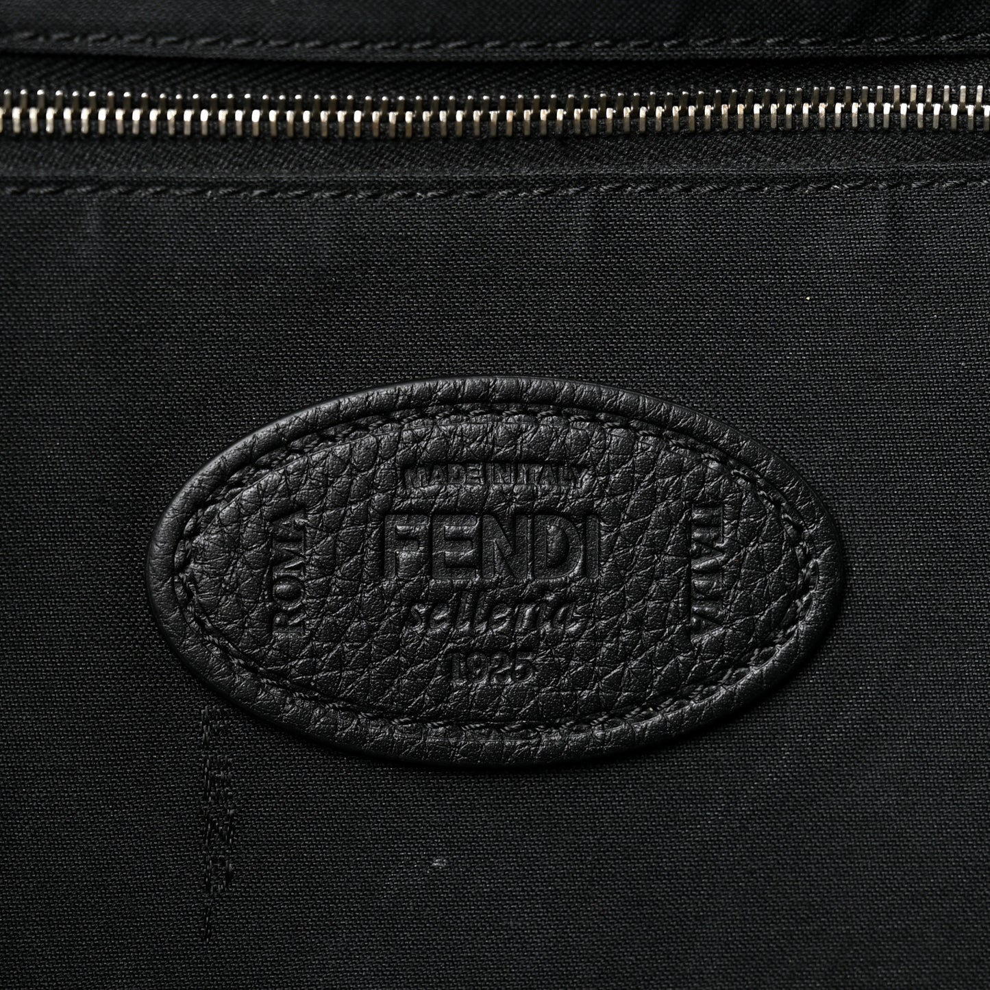 Cuoio Romano Selleria Large Convertible Baguette  Black