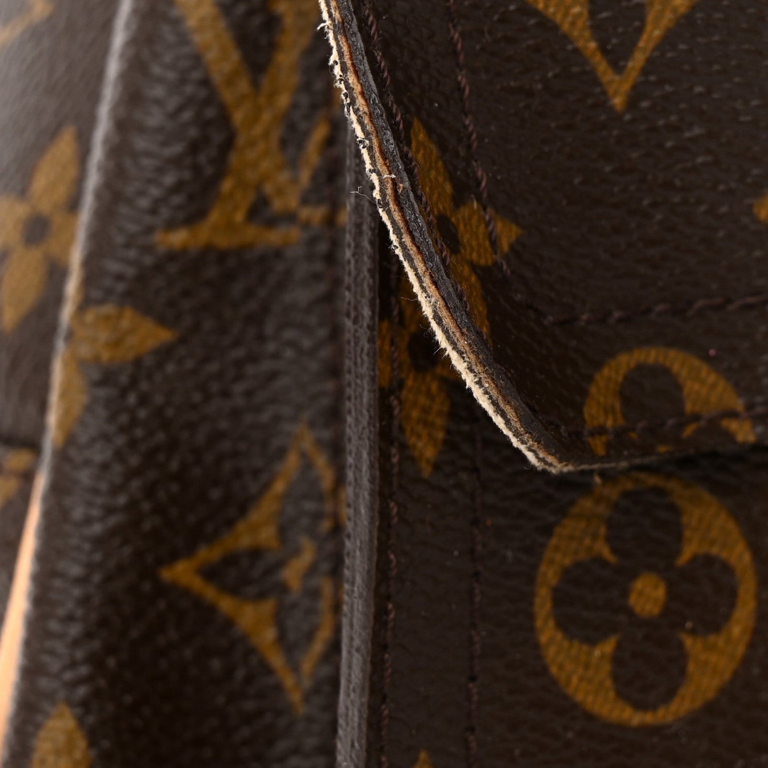 Louis Vuitton Monogram Manhattan GM 14 of 23