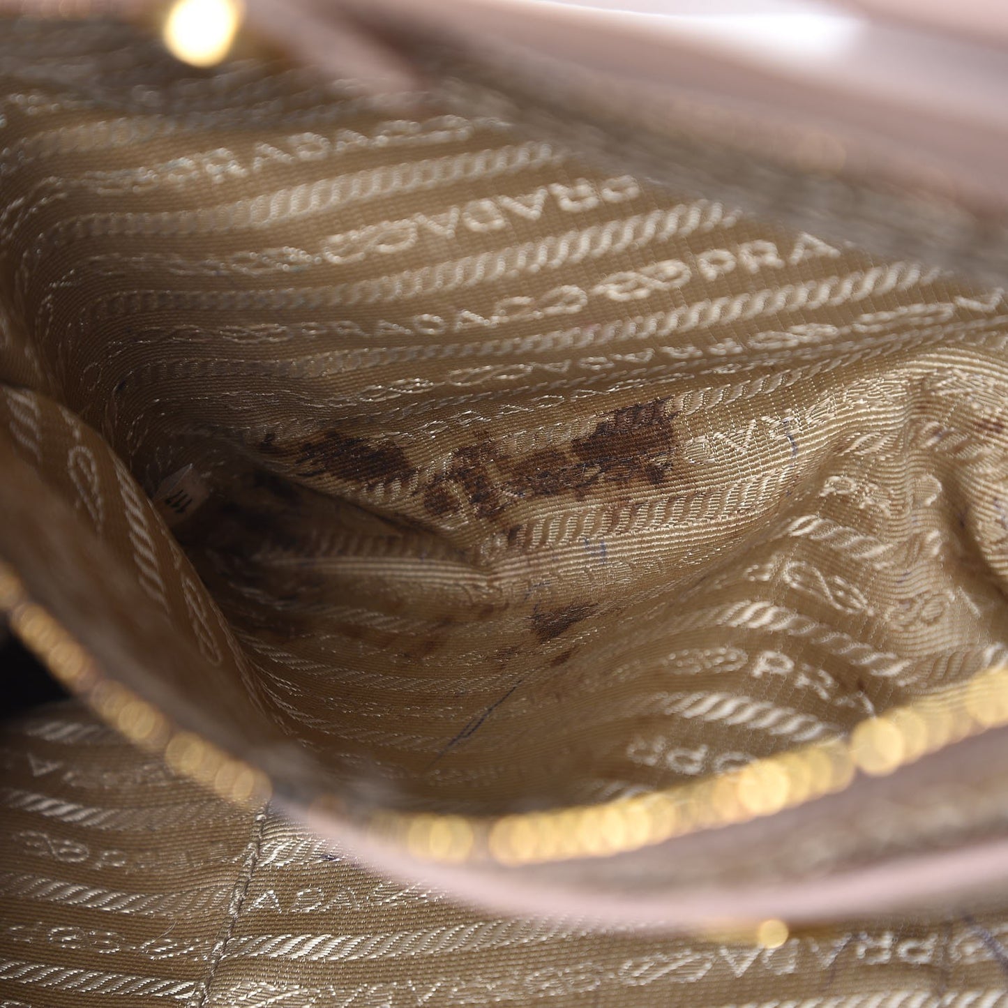 Saffiano Lux Large Tote Cammeo