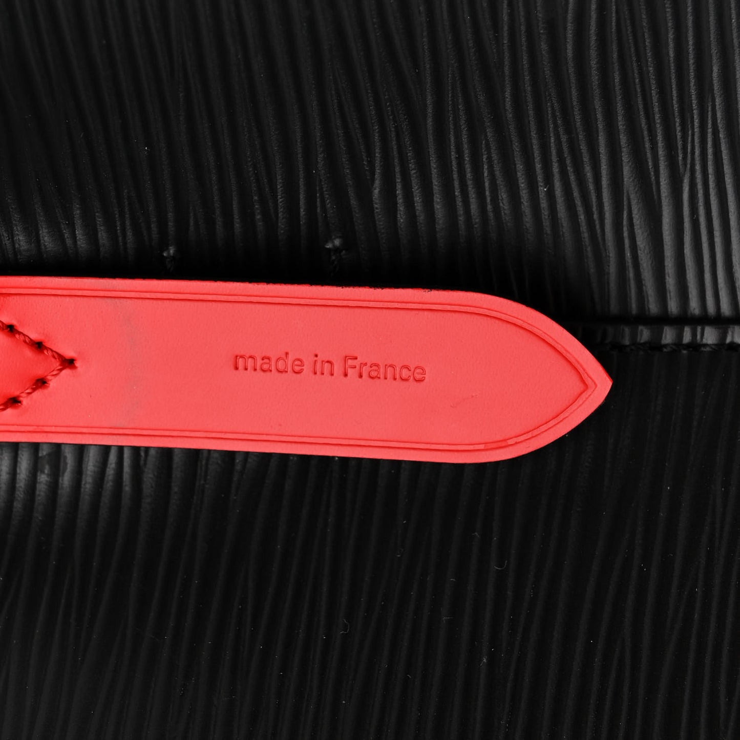 Epi Neonoe BB Black Safran