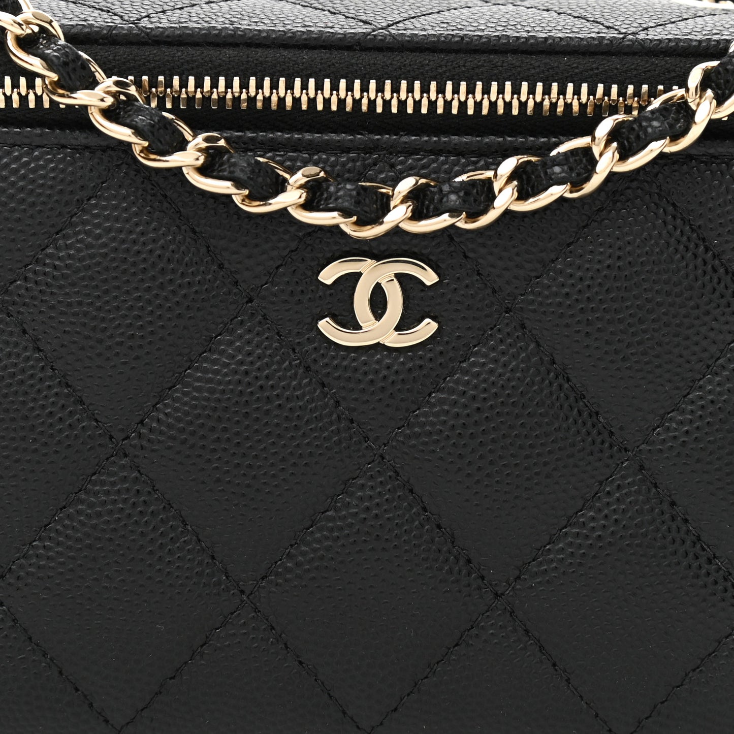 Caviar Quilted Small Vanity Case With Chain Black