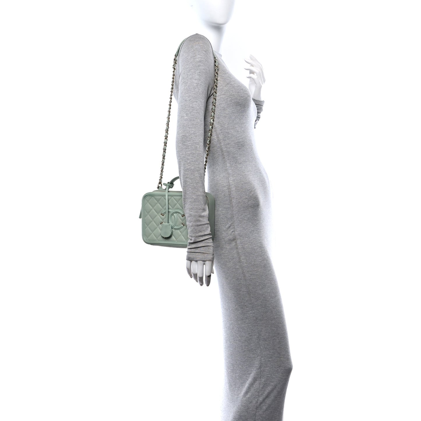 Caviar Quilted Medium CC Filigree Vanity Case Mint