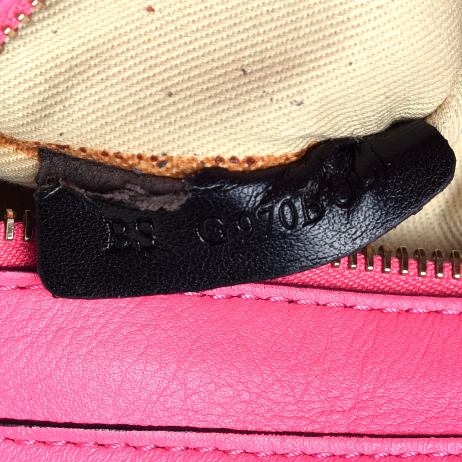 Valentino Garavani Vitello Medium Rockstud Tote Fuxia Fluo 10 of 19