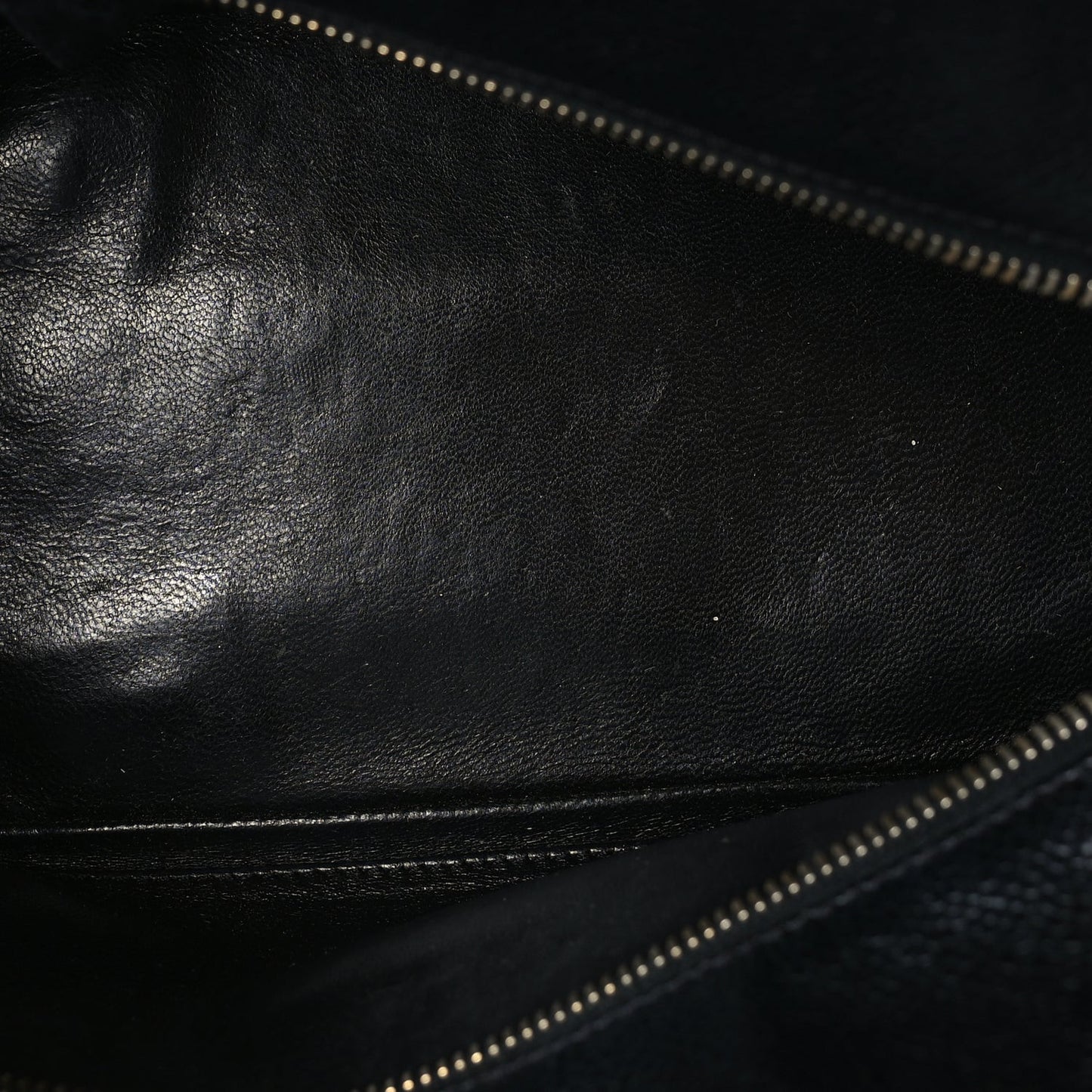 Caviar Quilted Petit Timeless Tote PTT Black