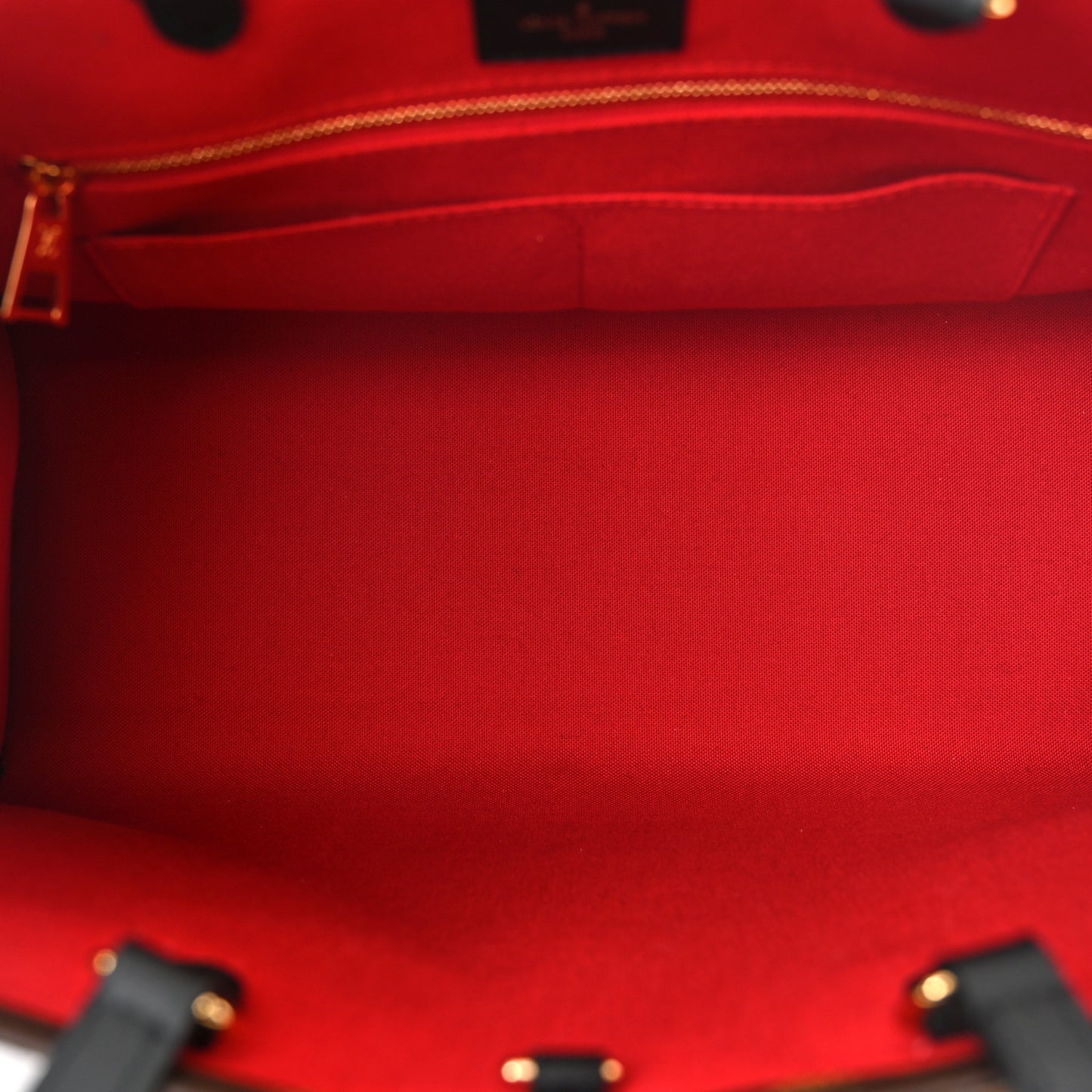 Reverse Monogram Giant Onthego MM