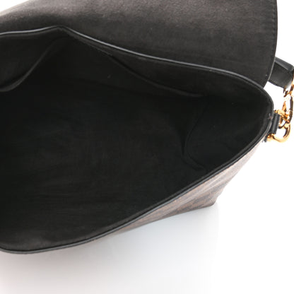 Louis Vuitton Damier Ebene Beaubourg MM 5 of 10