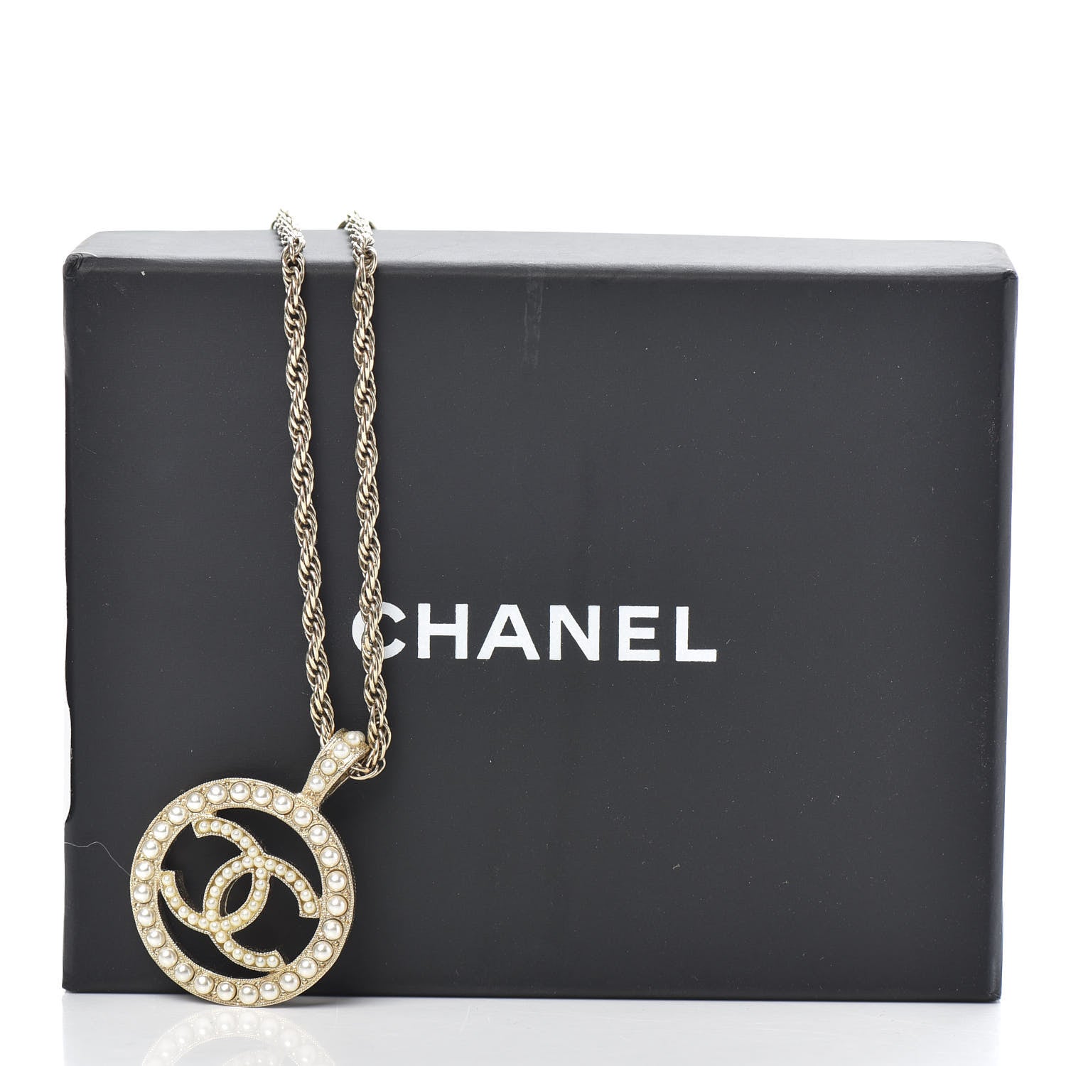 Chanel Pearl CC Medallion Necklace Gold 5 of 5