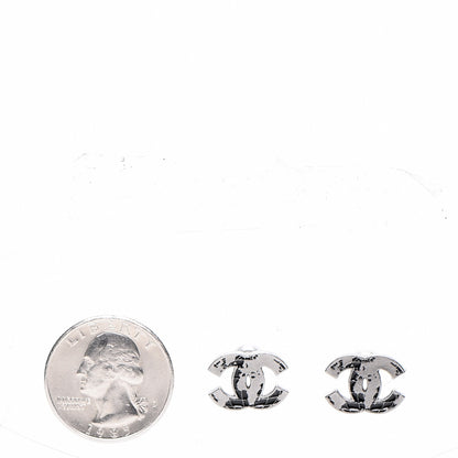 Chanel Enamel Map CC Earring Dark Silver 2 of 5